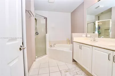 1033 NE 17th Way #404, Fort Lauderdale, FL 33304 - Photo 48