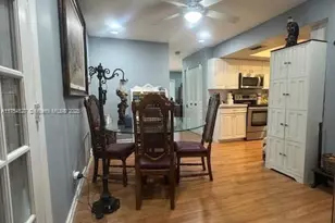 9400 NW 70th St, Tamarac, FL 33321 - Photo 12