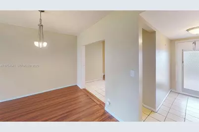 9320 Sunrise Lakes Blvd #306, Sunrise, FL 33322 - Photo 10