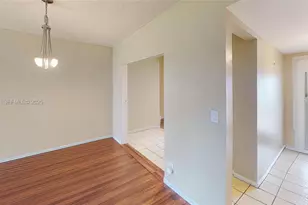 9320 Sunrise Lakes Blvd, Sunrise, FL 33322 - Photo 10