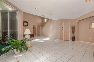 2518 NE 206th Terrace, Miami, FL 33180 - Photo 10