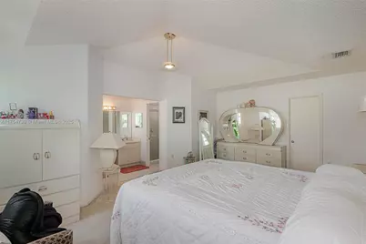 2518 NE 206th Ter, Miami, FL 33180 - Photo 34