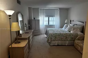 301 174th St, Sunny Isles Beach, FL 33160 - Photo 8