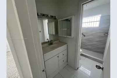 887 W 29th St #2, Hialeah, FL 33012 - Photo 4