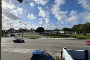 887 W 29th St, Hialeah, FL 33012 - Photo 10