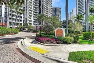 21205 Yacht Club Dr, Aventura, FL 33180 - Photo 54