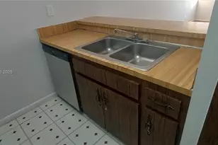 13390 NE 7th Ave, North Miami, FL 33161 - Photo 22