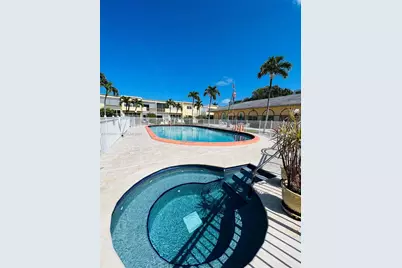 851 NE 14th Ave #414, Hallandale Beach, FL 33009 - Photo 2