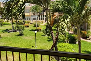 851 NE 14th Ave, Hallandale Beach, FL 33009 - Photo 18