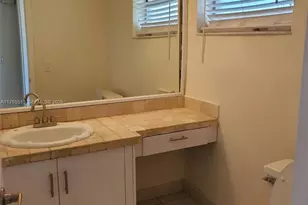 851 NE 14th Ave, Hallandale Beach, FL 33009 - Photo 20