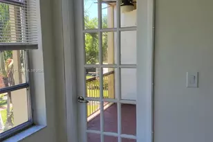 851 NE 14th Ave, Hallandale Beach, FL 33009 - Photo 12