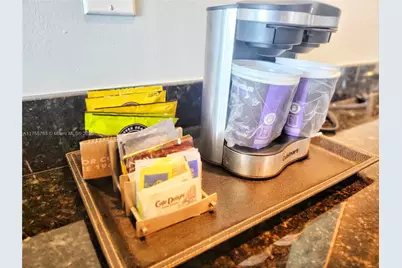 2670 Sunrise Blvd #1109, Fort Lauderdale, FL 33304 - Photo 10