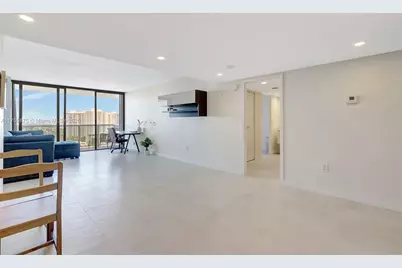 3675 N Country Club Dr #2310, Aventura, FL 33180 - Photo 12