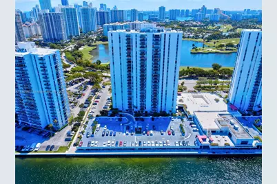 3675 N Country Club Dr #2310, Aventura, FL 33180 - Photo 56