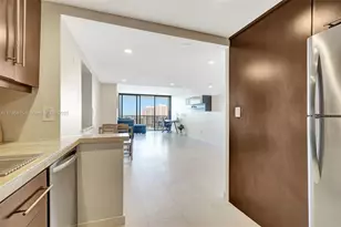3675 N Country Club Dr, Aventura, FL 33180 - Photo 22