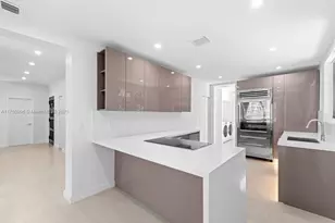 5661 Pine Tree Dr, Miami Beach, FL 33140 - Photo 20