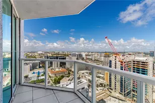 253 NE 2nd St, Miami, FL 33132 - Photo 4