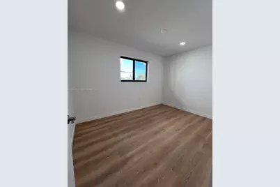 4227 NW 5th St #8, Miami, FL 33126 - Photo 6