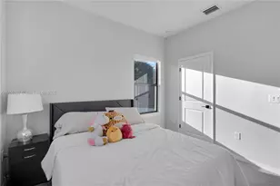 7681 NW 84th Ln, Tamarac, FL 33321 - Photo 40