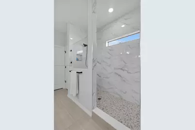 7681 NW 84th Ln, Tamarac, FL 33321 - Photo 32