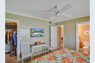 1900 NE 8th Ct #306, Fort Lauderdale, FL 33304 - Photo 12