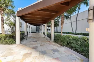 20201 E Country Club Dr, Aventura, FL 33180 - Photo 34