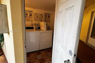1601 NE Miami Gardens Dr, Miami, FL 33179 - Photo 30