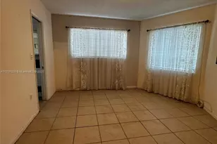 1601 NE Miami Gardens Dr, Miami, FL 33179 - Photo 10