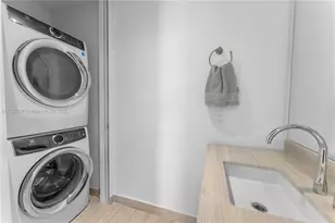 18975 Collins Ave, Sunny Isles Beach, FL 33160 - Photo 44