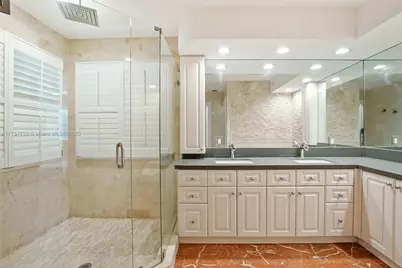 2725 NE 21st Ave, Fort Lauderdale, FL 33306 - Photo 16