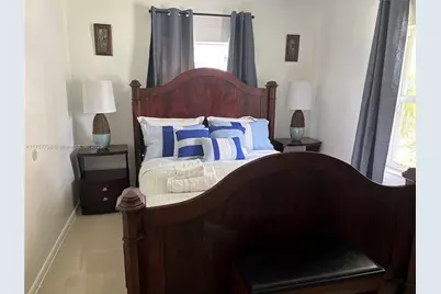 1283 NW 45th St, Miami, FL 33142 - Photo 20