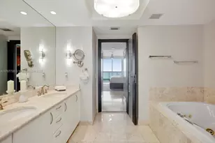 1331 Brickell Bay Dr, Miami, FL 33131 - Photo 16