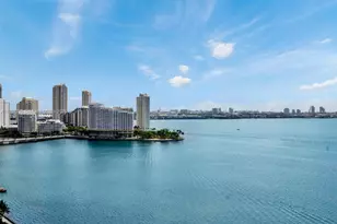 1331 Brickell Bay Dr, Miami, FL 33131 - Photo 30