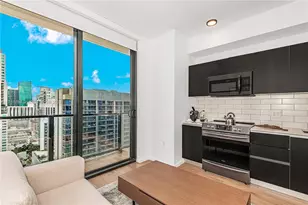 398 NE 5th St, Miami, FL 33132 - Photo 6