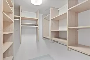 400 South Pointe Dr, Miami Beach, FL 33139 - Photo 14