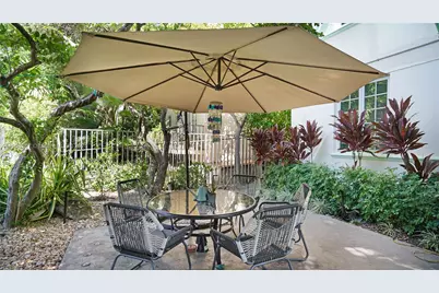 815 Euclid Ave #14, Miami Beach, FL 33139 - Photo 22