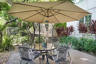 815 Euclid Ave, Miami Beach, FL 33139 - Photo 22