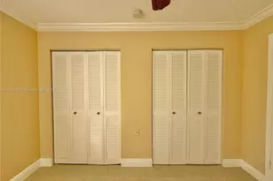 920 NE 199th St, Miami, FL 33179 - Photo 12