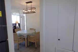 3000 Marcos Dr, Aventura, FL 33160 - Photo 36