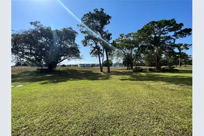 1011 Ellesmere A #1011, Deerfield Beach, FL 33442 - Photo 4