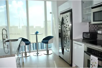 888 Biscayne Blvd #4701, Miami, FL 33132 - Photo 20