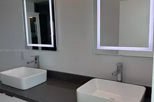 888 Biscayne Blvd, Miami, FL 33132 - Photo 74