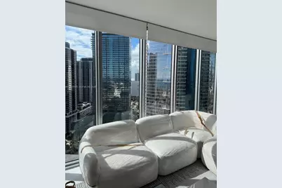 888 Biscayne Blvd #4701, Miami, FL 33132 - Photo 4