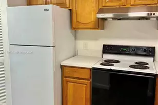 4037 NW 90th Ave, Sunrise, FL 33351 - Photo 10