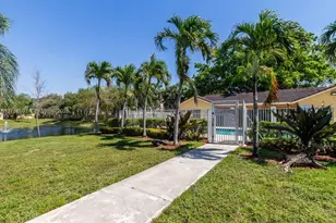 4037 NW 90th Ave, Sunrise, FL 33351 - Photo 48