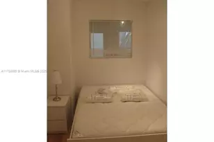1035 Meridian Ave, Miami Beach, FL 33139 - Photo 10