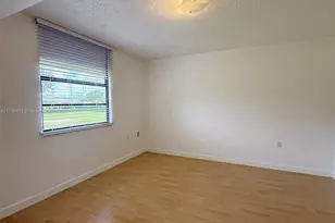 1504 S Whitehall Dr, Davie, FL 33324 - Photo 18