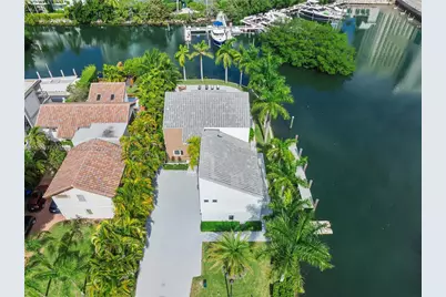 201 Atlantic Ave, Sunny Isles Beach, FL 33160 - Photo 36