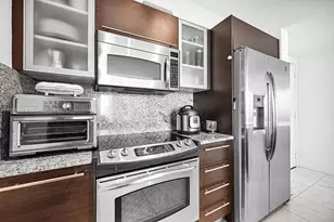 950 Brickell Bay Dr, Miami, FL 33131 - Photo 22