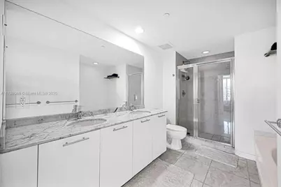 950 Brickell Bay Dr #3605, Miami, FL 33131 - Photo 32